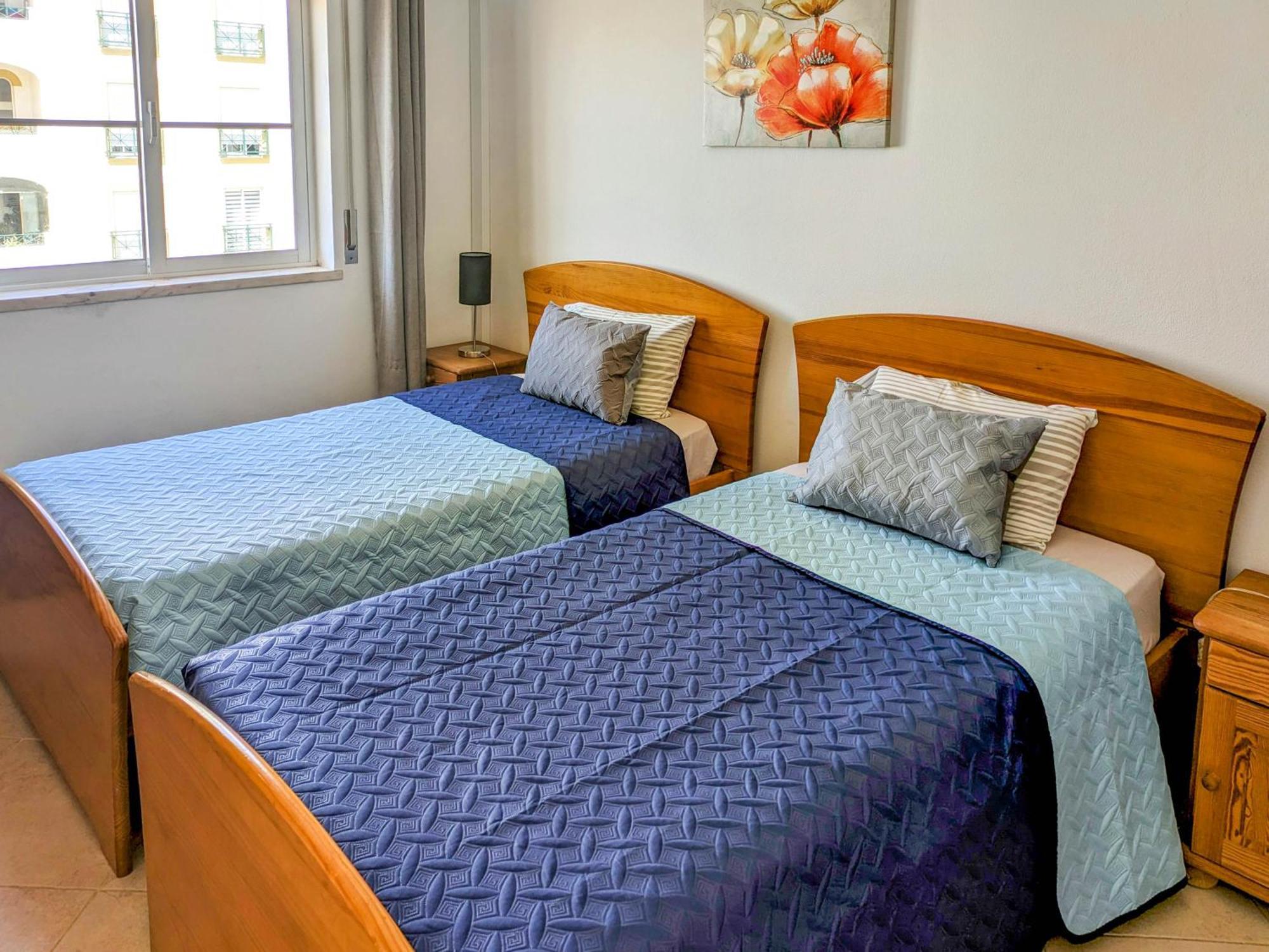 Two Bedroom Apartment - 110M2, Ac, Terrace, Wi-Fi لاغوس المظهر الخارجي الصورة