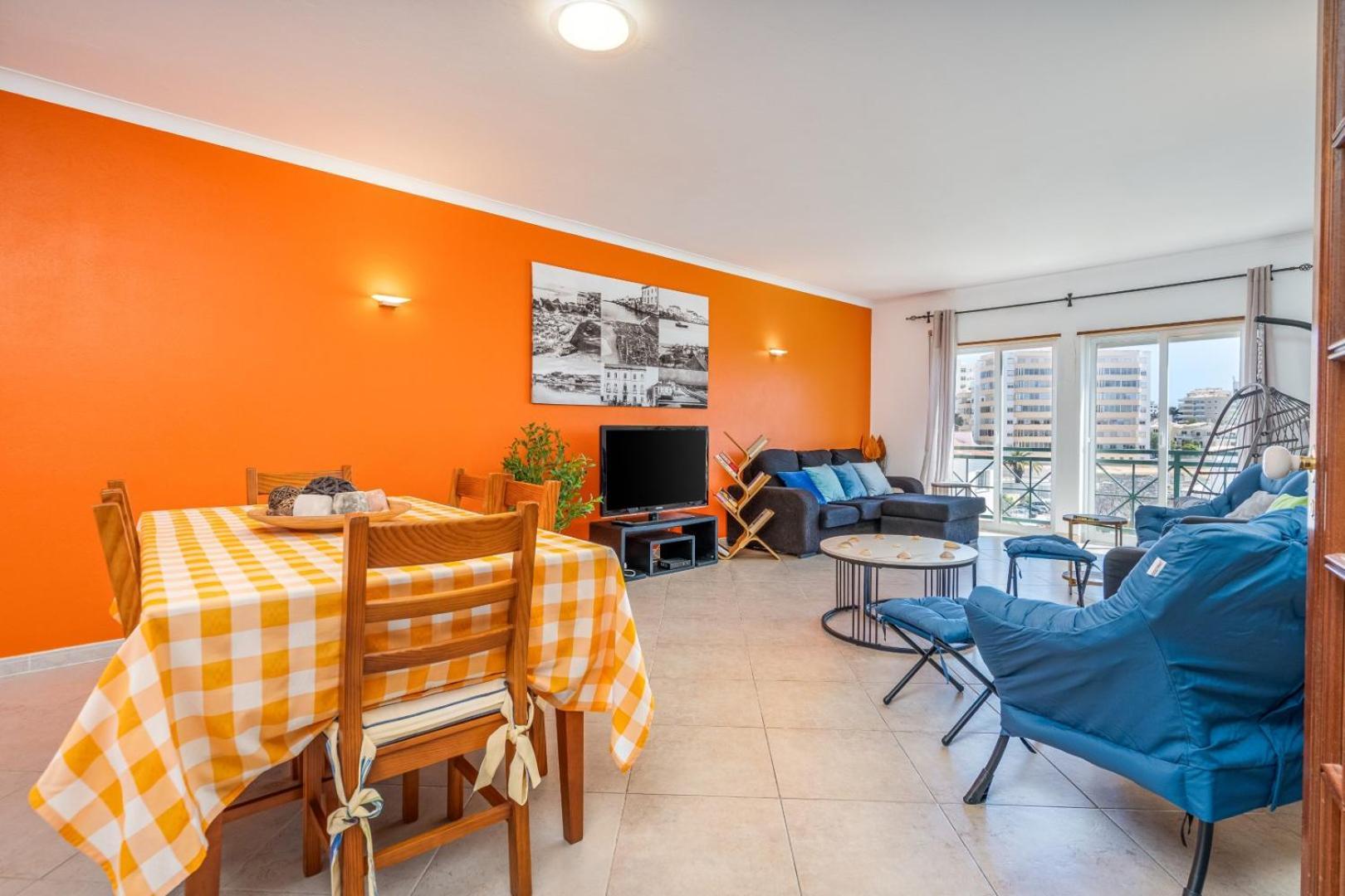 Two Bedroom Apartment - 110M2, Ac, Terrace, Wi-Fi لاغوس المظهر الخارجي الصورة