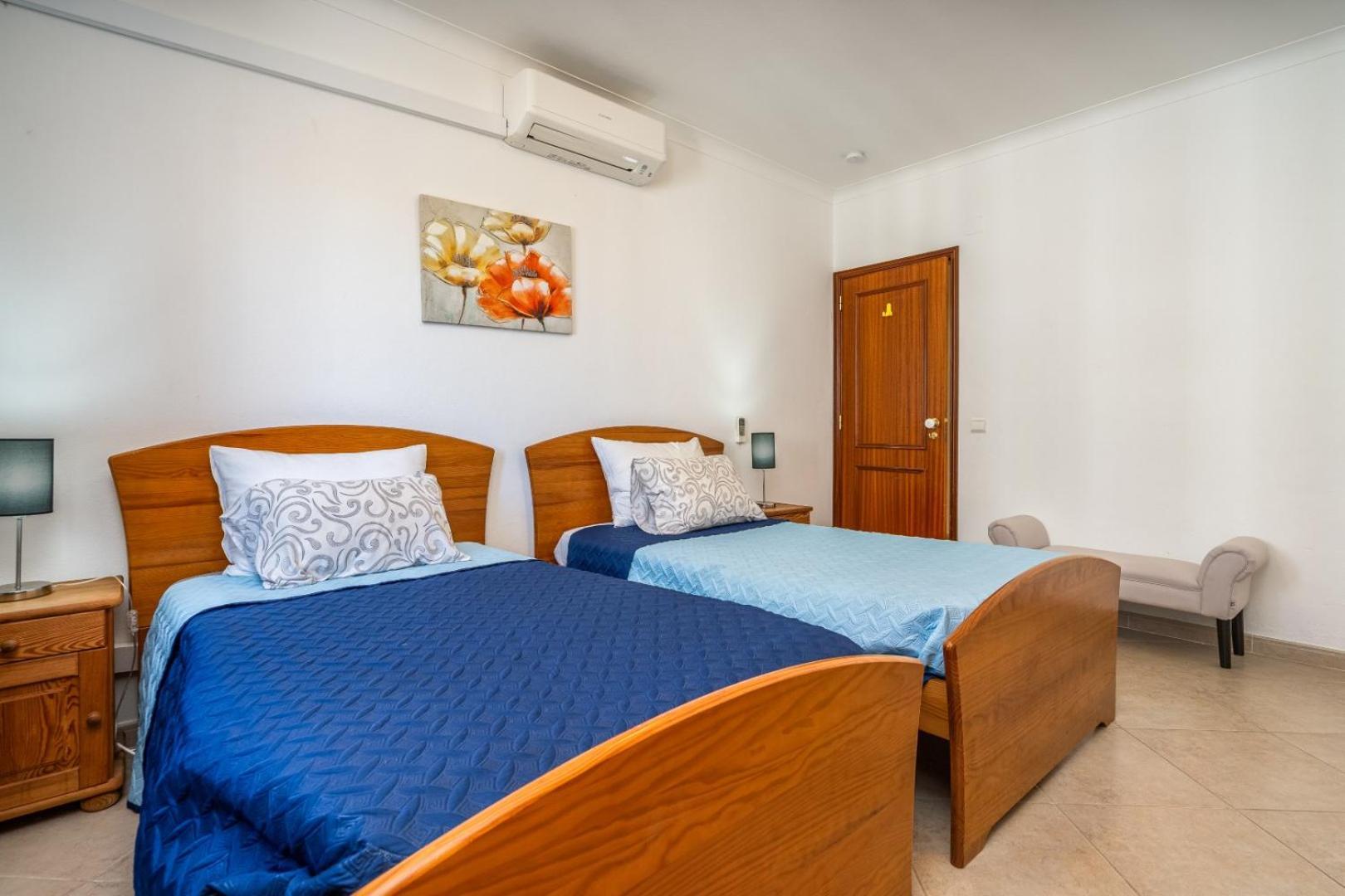 Two Bedroom Apartment - 110M2, Ac, Terrace, Wi-Fi لاغوس المظهر الخارجي الصورة