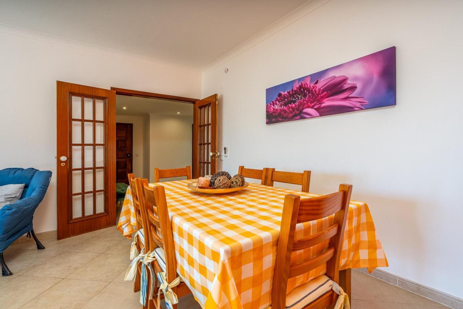 Two Bedroom Apartment - 110M2, Ac, Terrace, Wi-Fi لاغوس المظهر الخارجي الصورة