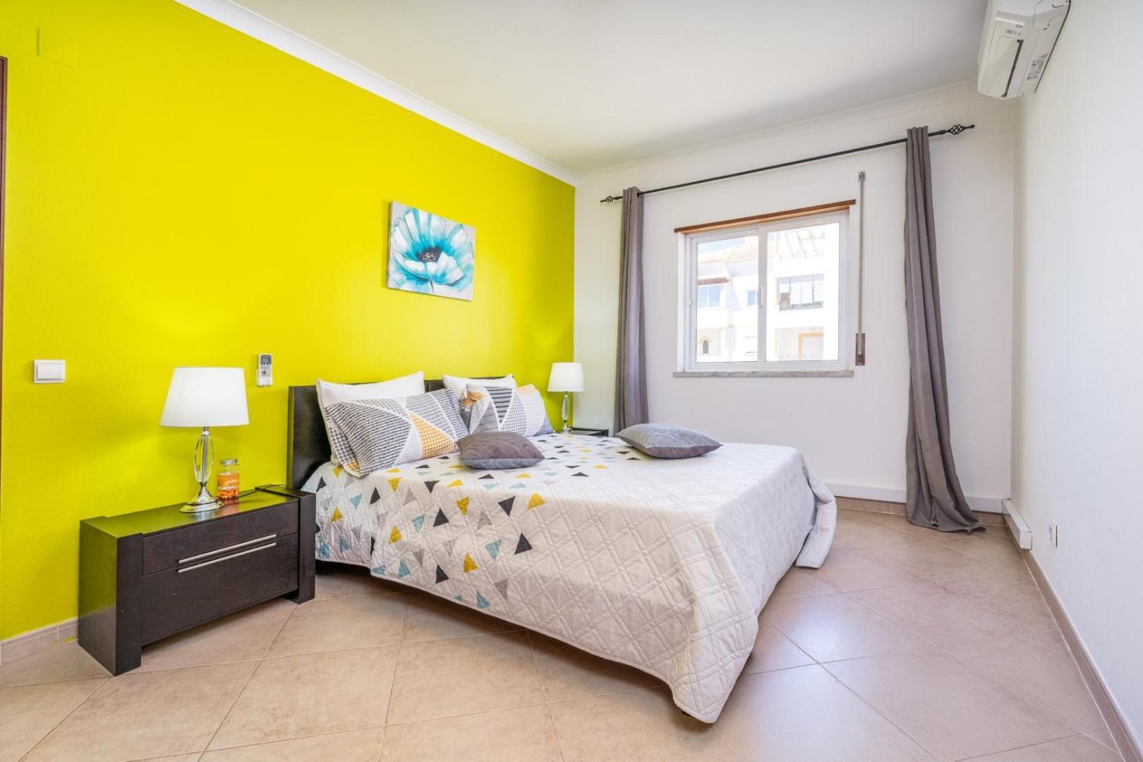 Two Bedroom Apartment - 110M2, Ac, Terrace, Wi-Fi لاغوس المظهر الخارجي الصورة